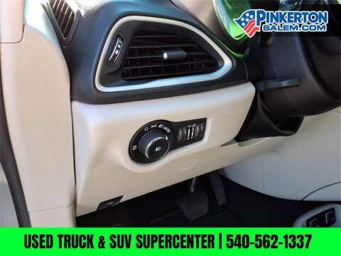 2020 Chrysler Pacifica Touring L