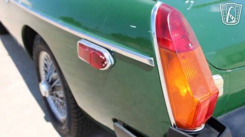 1977 MG B