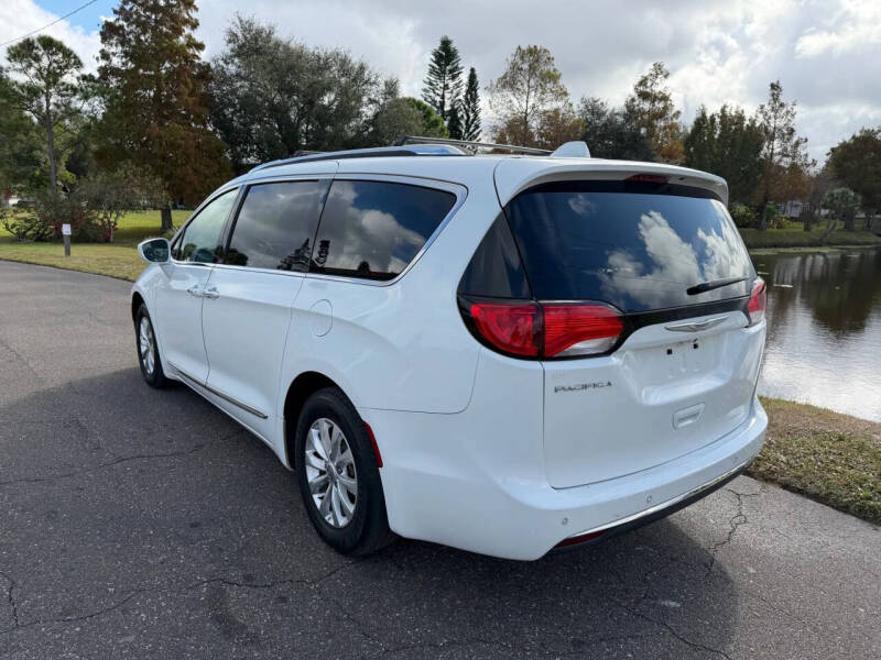 2018 Chrysler Pacifica Touring L