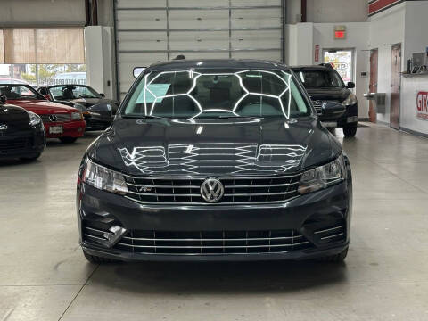 2017 Volkswagen Passat 1.8T R-Line