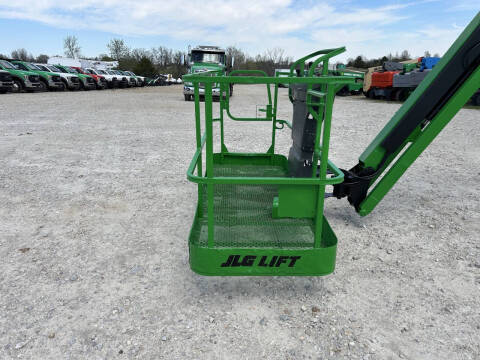 2014 JLG 46' Manlift