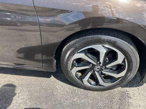 2016 Honda Accord EX-L w/Navi w/Honda Sensing