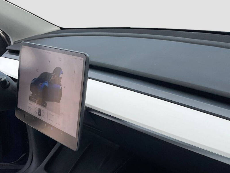 2024 Tesla Model Y Performance