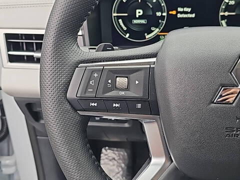 2025 Mitsubishi Outlander PHEV SEL