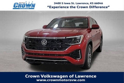 2024 Volkswagen Atlas Cross Sport for sale at Crown Automotive of Lawrence Kansas in Lawrence KS