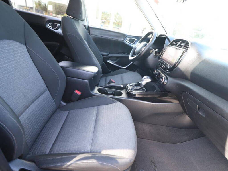2023 Kia Soul EX