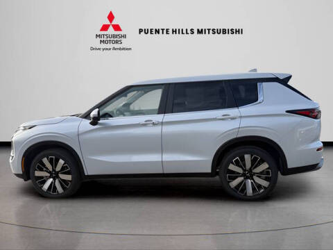 2026 Mitsubishi Outlander SE