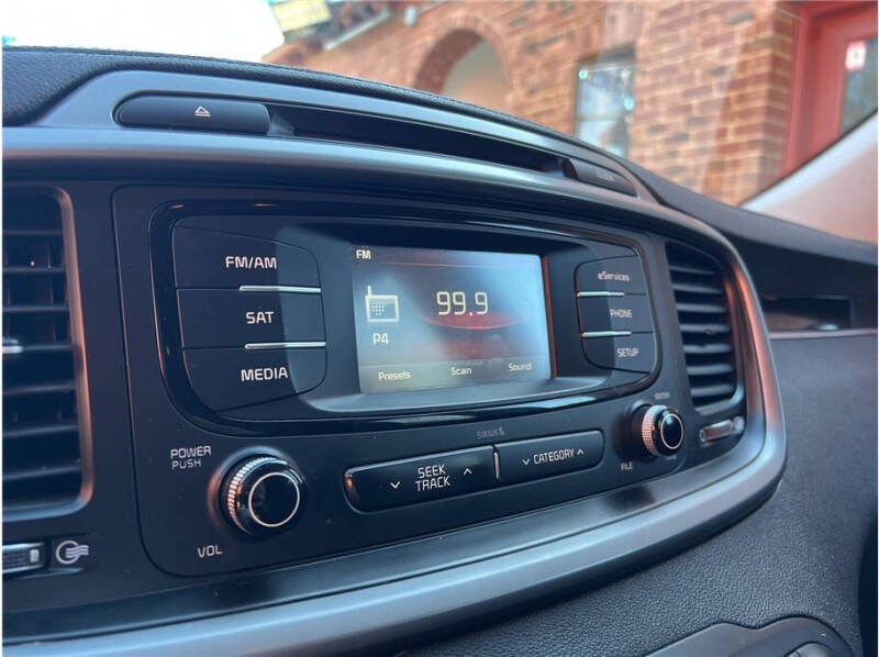 2016 Kia Sorento LX V6