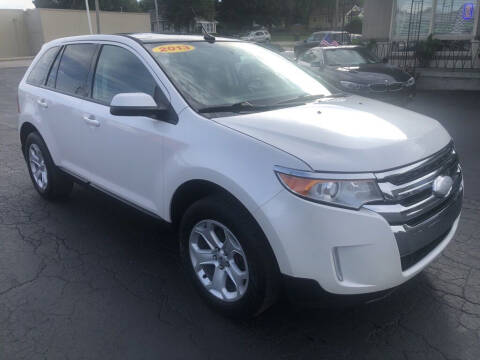 2013 Ford Edge for sale at Tradewind Car Co in Muskegon MI