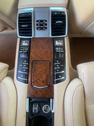 2012 Porsche Panamera Turbo