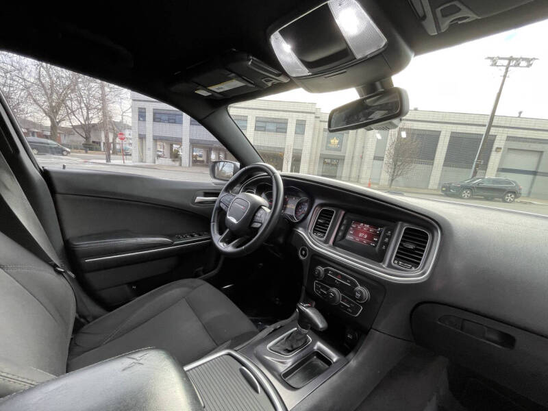 2015 Dodge Charger SE