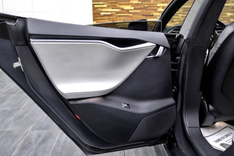 2016 Tesla Model S 75