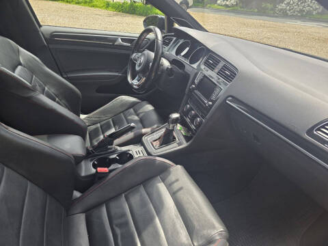 2015 Volkswagen Golf GTI SE