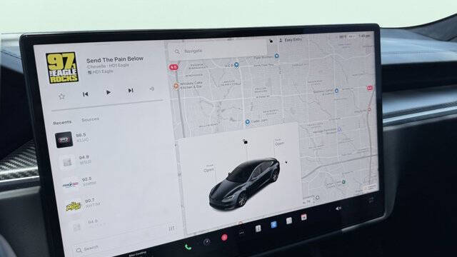 2025 Tesla Model S Plaid