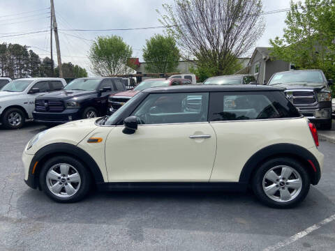 2015 MINI Hardtop 2 Door Cooper