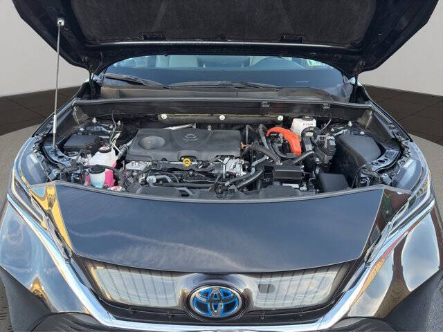 2022 Toyota Venza XLE