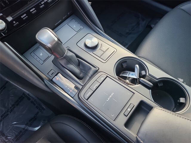 2024 Lexus IS 350 F SPORT Design