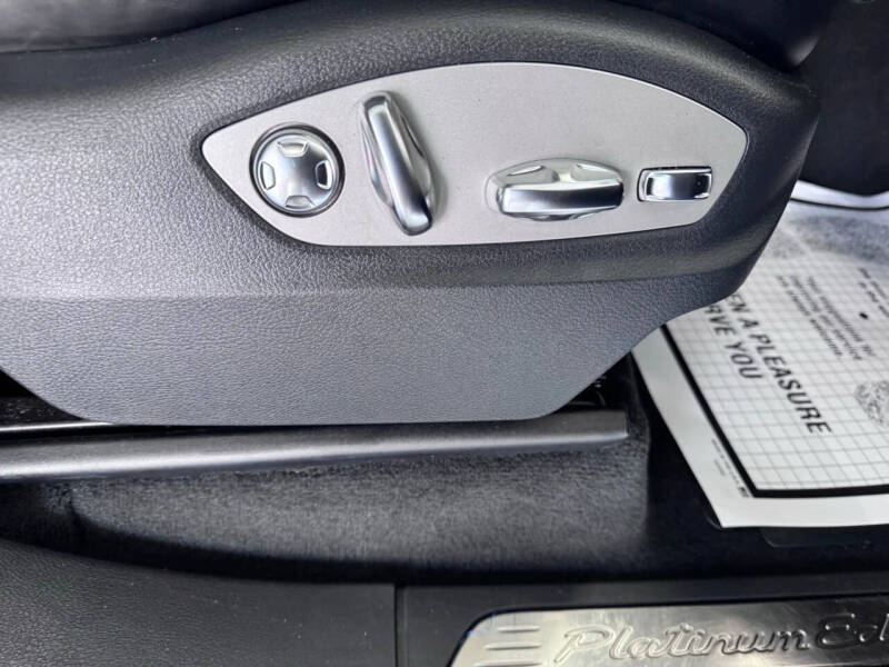 2018 Porsche Cayenne Platinum Edition