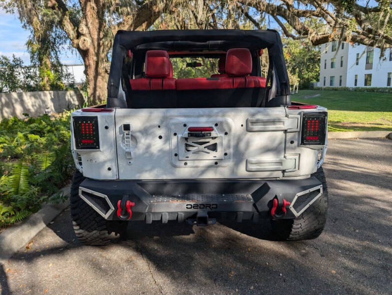 2011 Jeep Wrangler Unlimited Sport photo 5