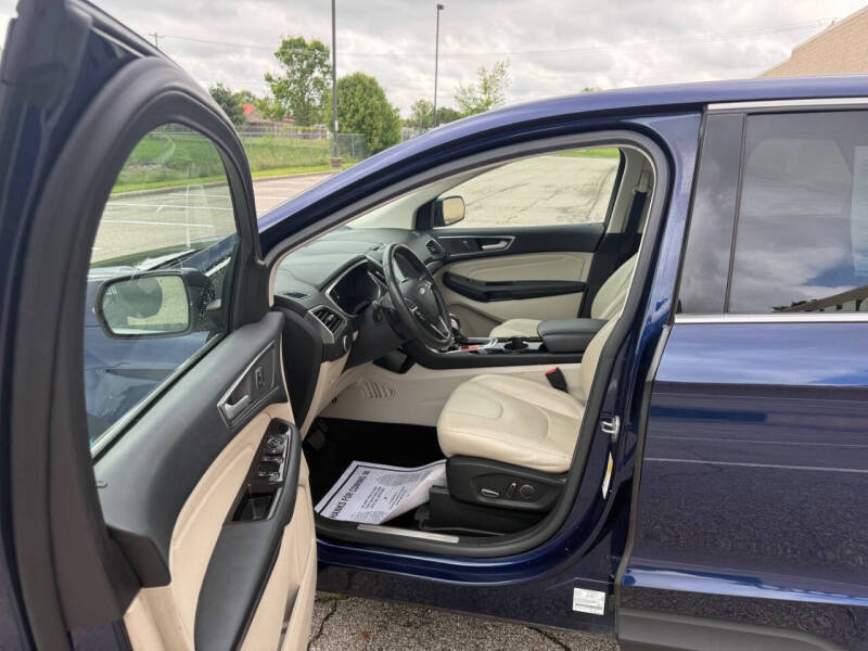 2016 Ford Edge Titanium