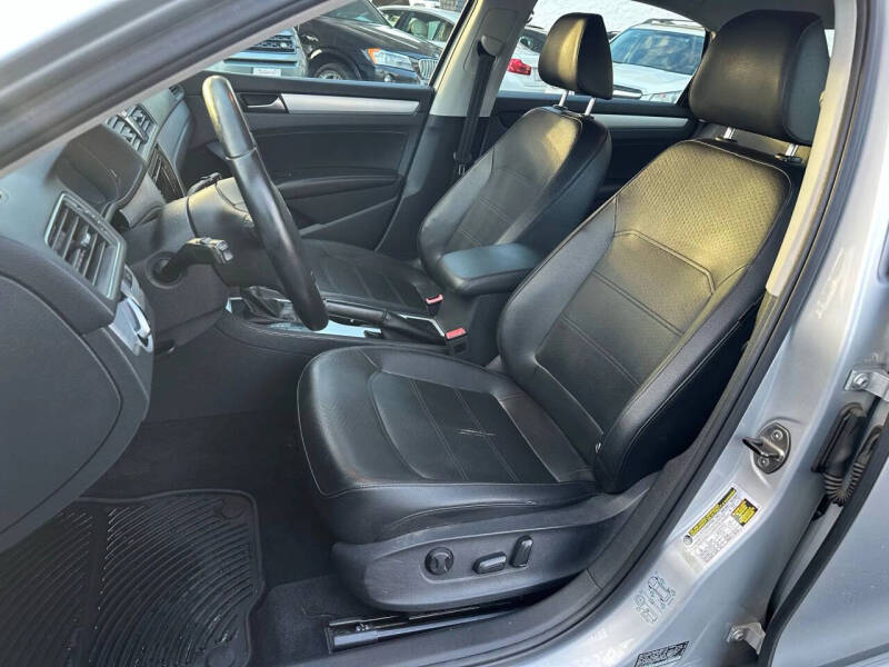 2013 Volkswagen Passat