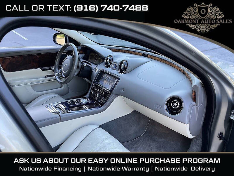 2011 Jaguar XJ