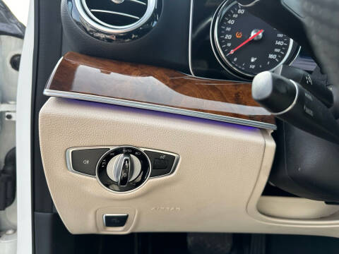 2017 Mercedes-Benz E-Class E 300 4MATIC