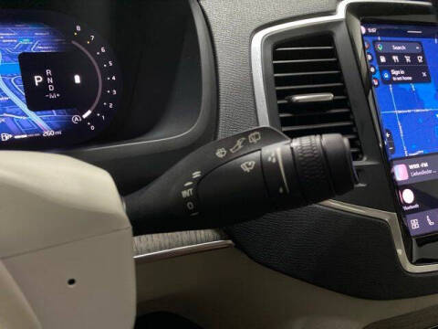 2024 Volvo XC90 B6 Core Bright Theme