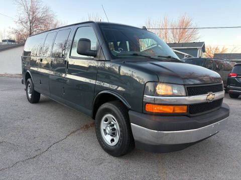2017 Chevrolet Express LS 3500