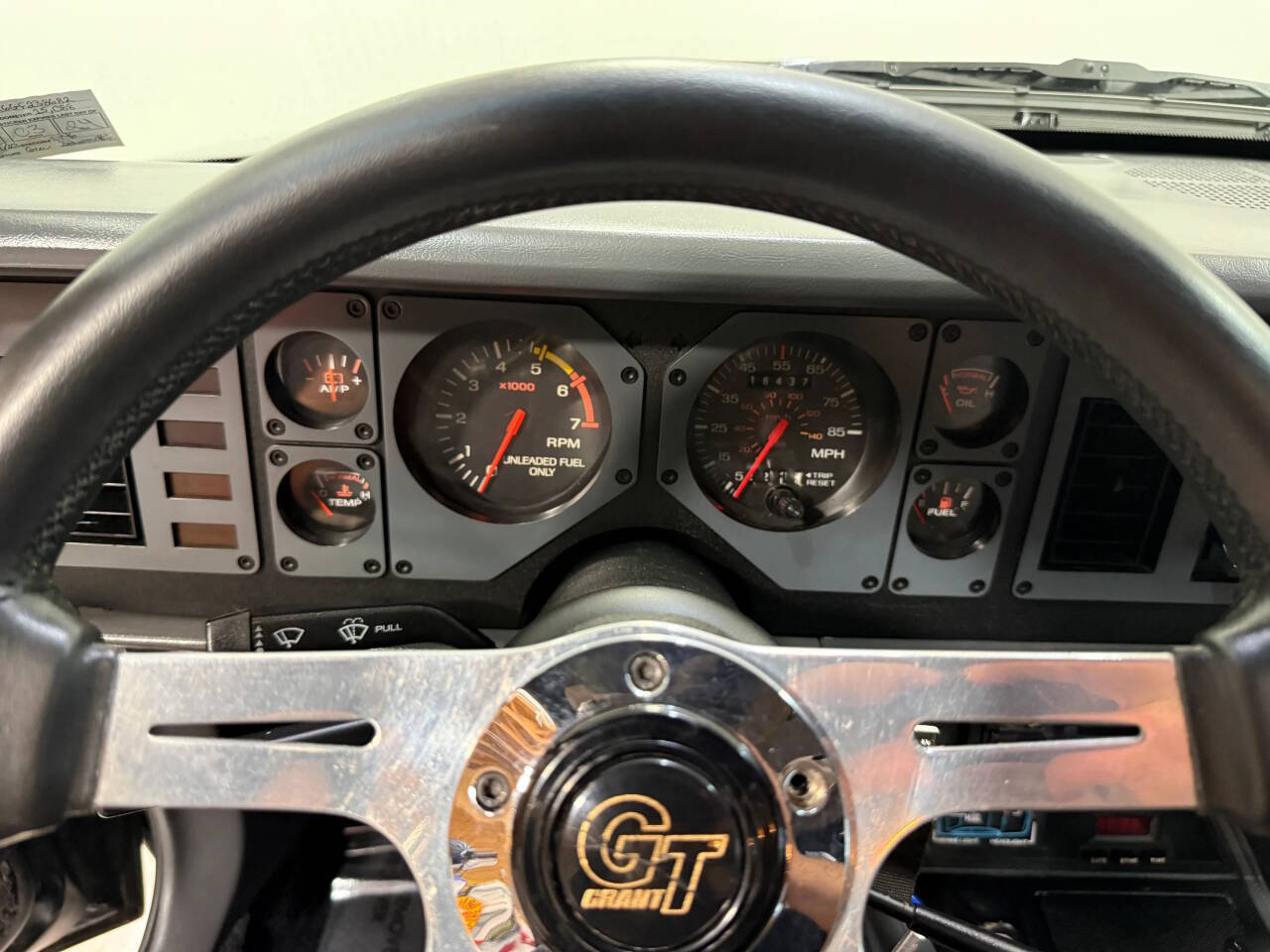 1986 Ford Mustang 31