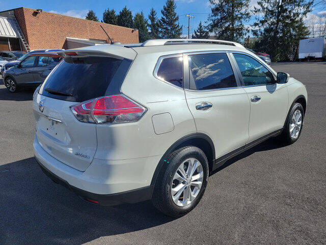 2015 Nissan Rogue SV