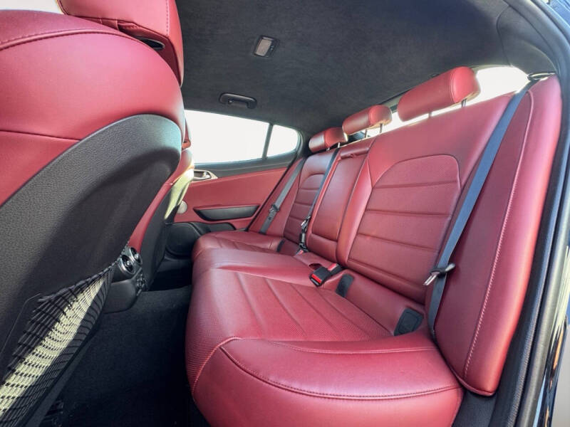 2019 Kia Stinger GT2