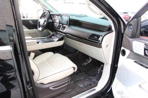 2018 Lincoln Navigator Black Label