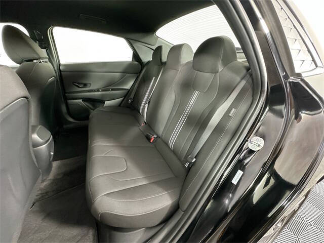 2025 Hyundai Elantra Hybrid SEL Sport