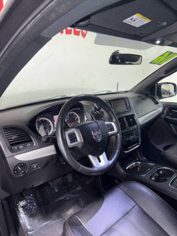 2016 Dodge Grand Caravan R/T