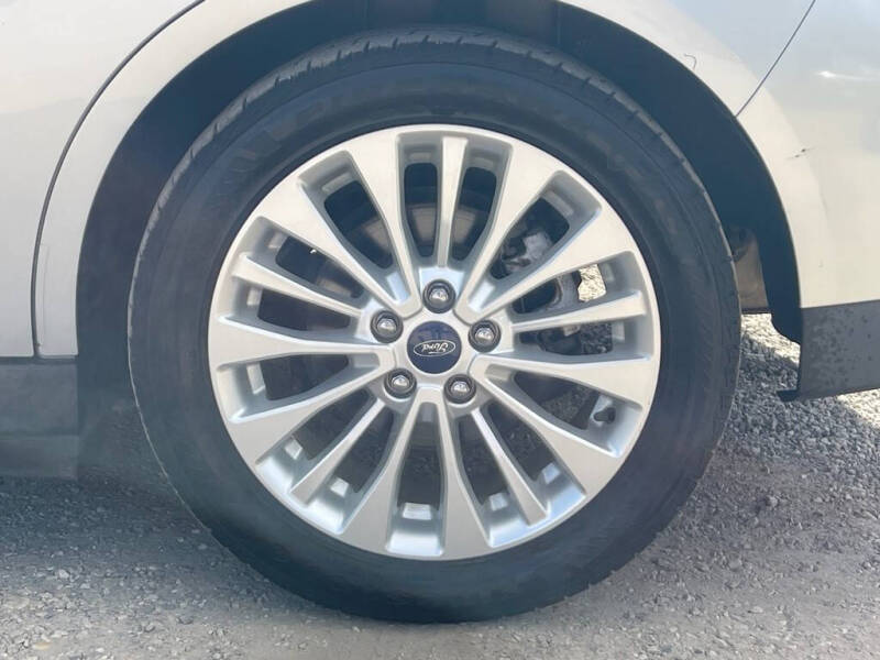 2017 Ford C-MAX Hybrid SE