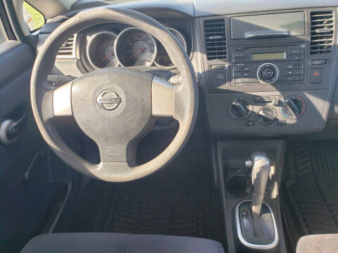 2008 Nissan Versa 1.8 S