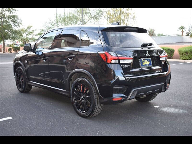 2022 Mitsubishi Outlander Sport LE
