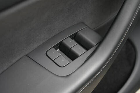 2024 Tesla Model Y Performance