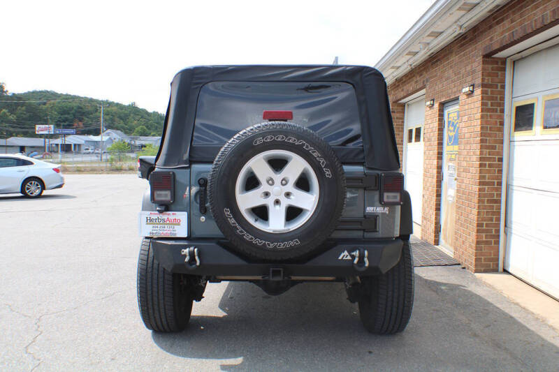 2015 Jeep Wrangler Unlimited Sport