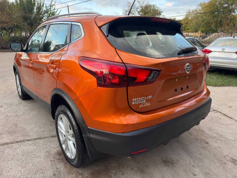 2017 Nissan Rogue Sport SV