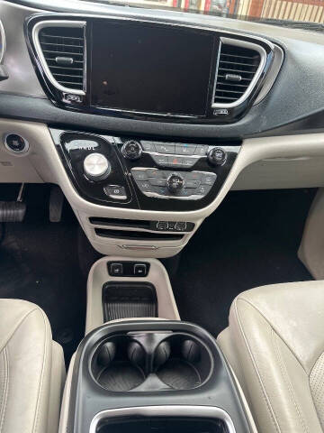 2021 Chrysler Pacifica Touring L