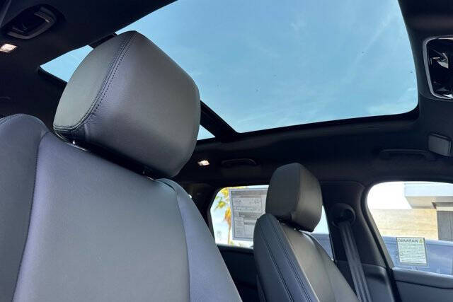 2026 Land Rover Range Rover Velar P250 Dynamic SE