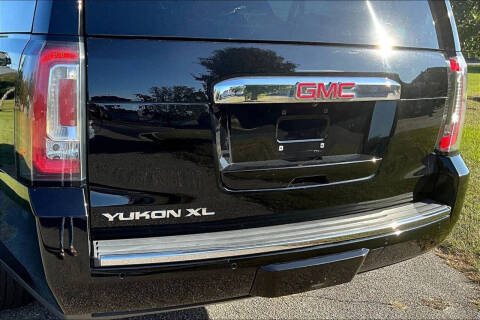 2017 GMC Yukon XL Denali