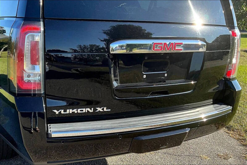 2017 GMC Yukon XL Denali