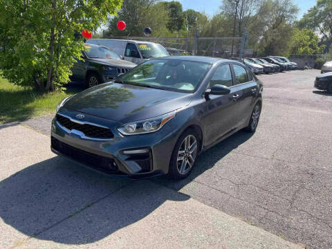 2019 Kia Forte for sale at The Family Auto Finance in Redford MI