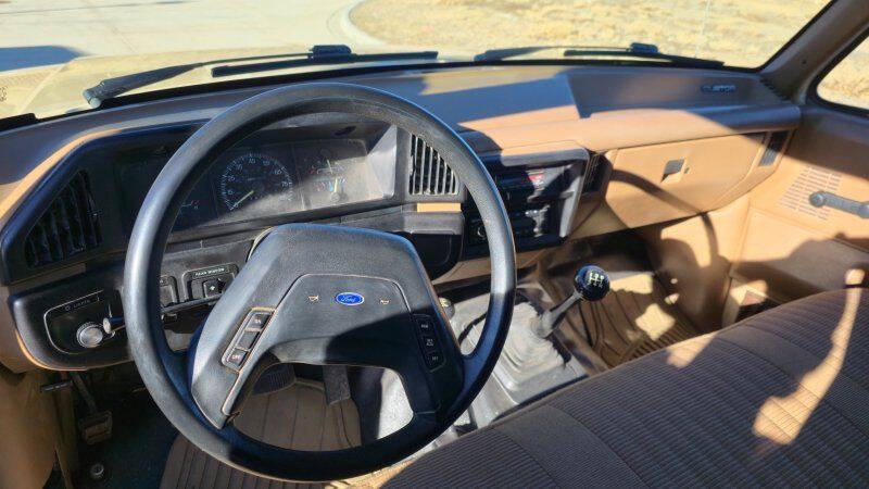 1991 Ford Bronco Custom
