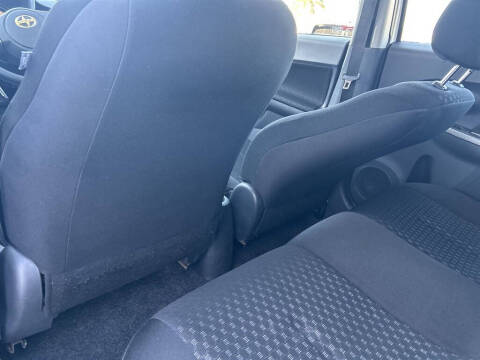 2013 Scion xD