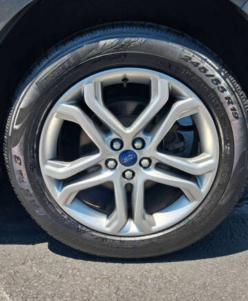 2018 Ford Edge Titanium