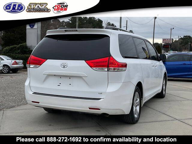 2011 Toyota Sienna